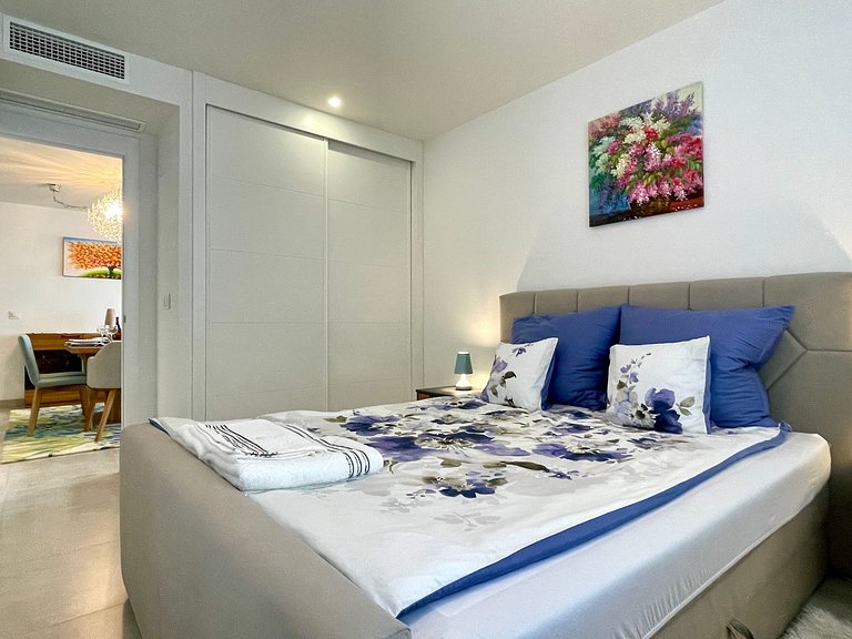 Alquiler vacacional de lujo en Casa Banderas LA CALA