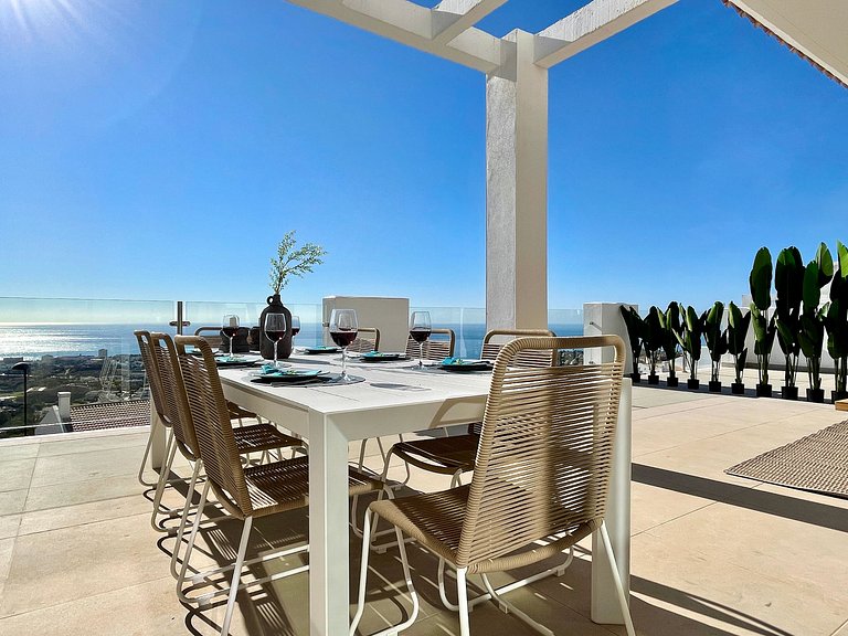 Bayview Benalmadena Holiday Penthouse with private Hot tub