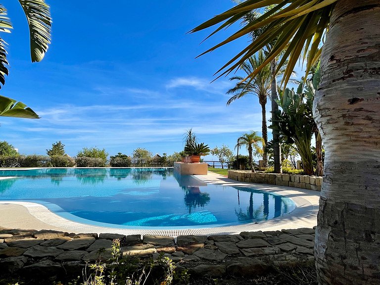 Bayview Benalmadena Holiday Penthouse with private Hot tub
