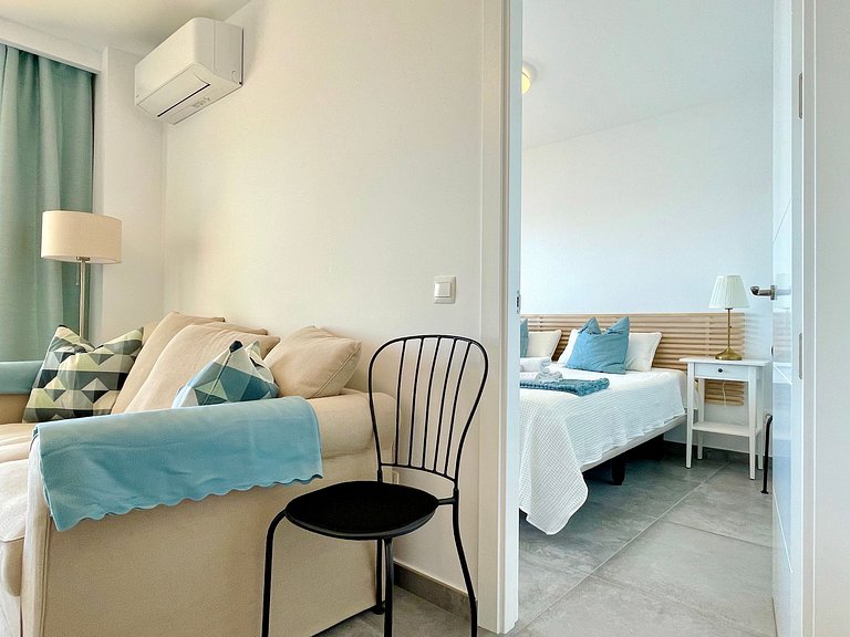 BEACHFRONT Sea view 11th floor in Scandinavian style at Stel