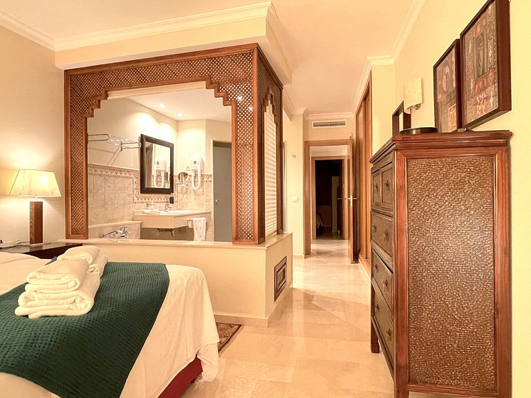 Jacuzzi private @ Club la Costa by Solrentspain