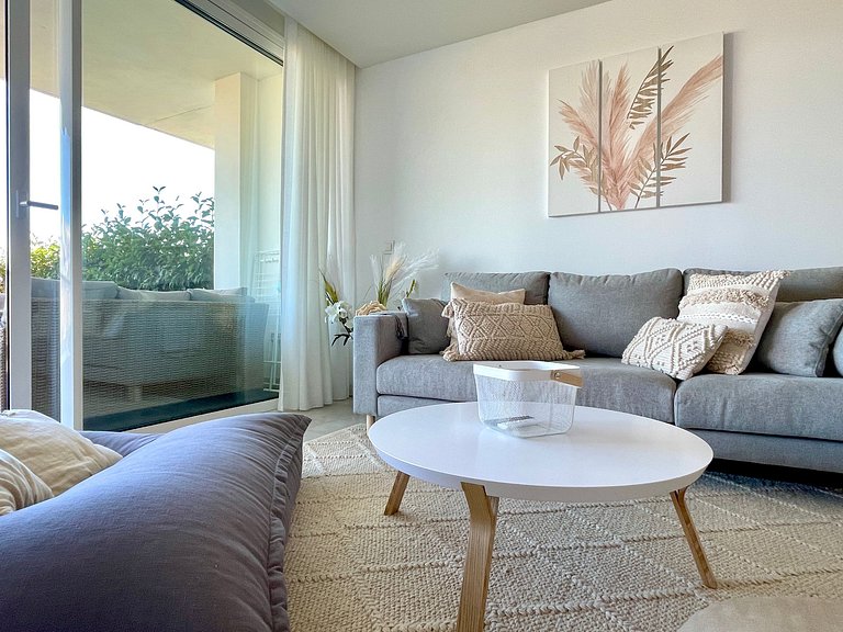 Luxury ground floor apartment at Casa Banderas La Cala Mijas