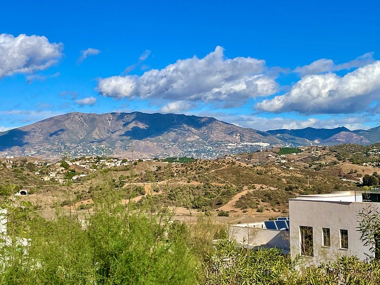 Luxury ground floor apartment at Casa Banderas La Cala Mijas