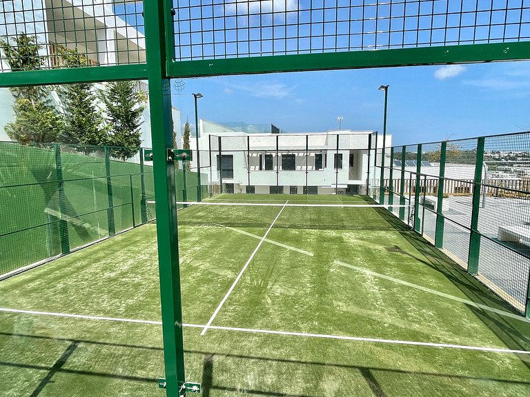 Lujoso apartamento en planta baja en Casa Banderas La Cala