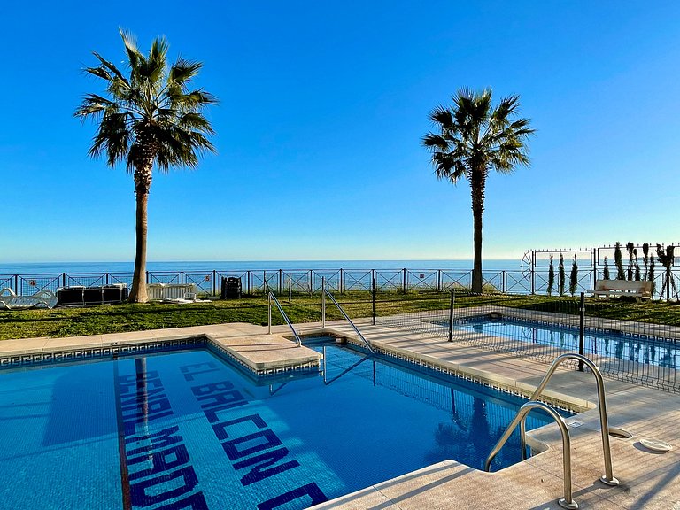 STUNNING VIEWS HOLIDAY HOME - CARVAJAL - SOLRENT SPAIN