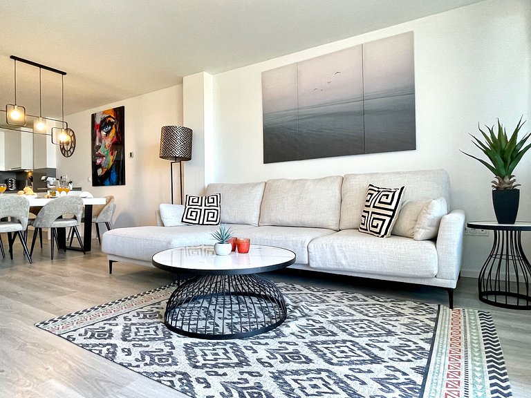 Alquila tu vivienda en Casa Banderas La Cala - Solrentspain