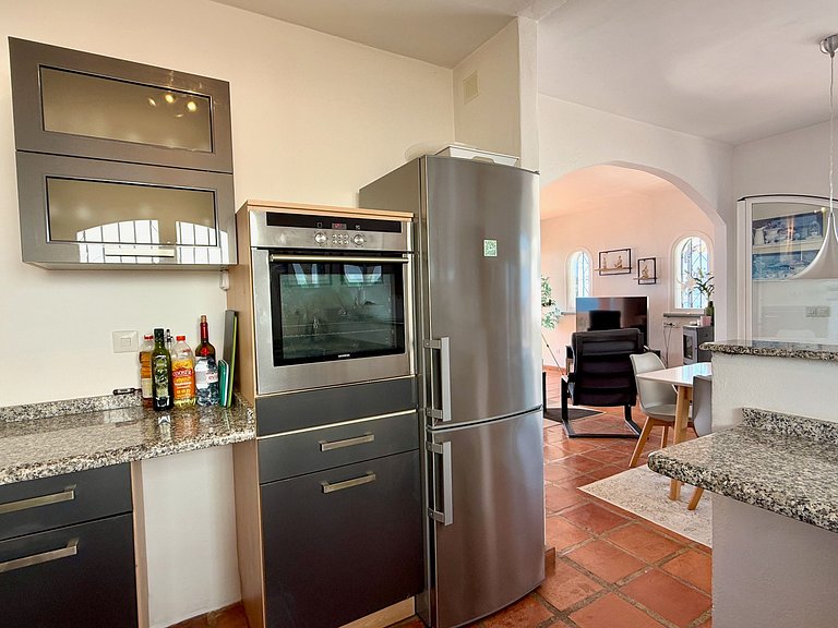 Private pool villa in Benalmádena by Solrentspain Stays