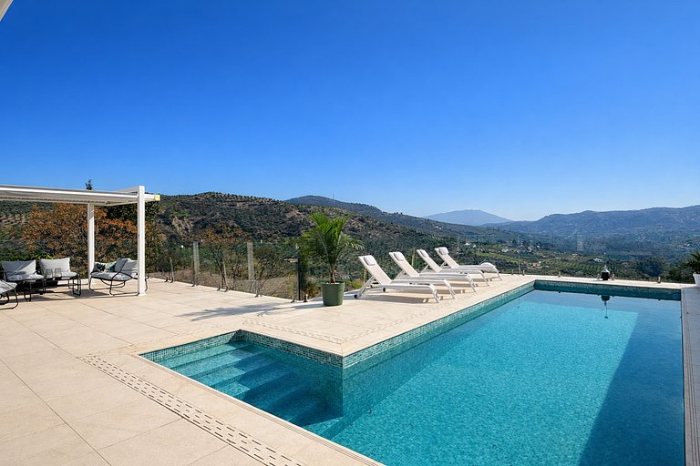 Dream finca in Tolox countryside - By Solrentspain