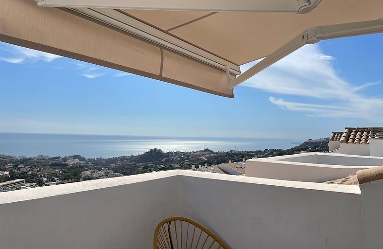 Bayview Benalmadena Holiday Penthouse with private Hot tub