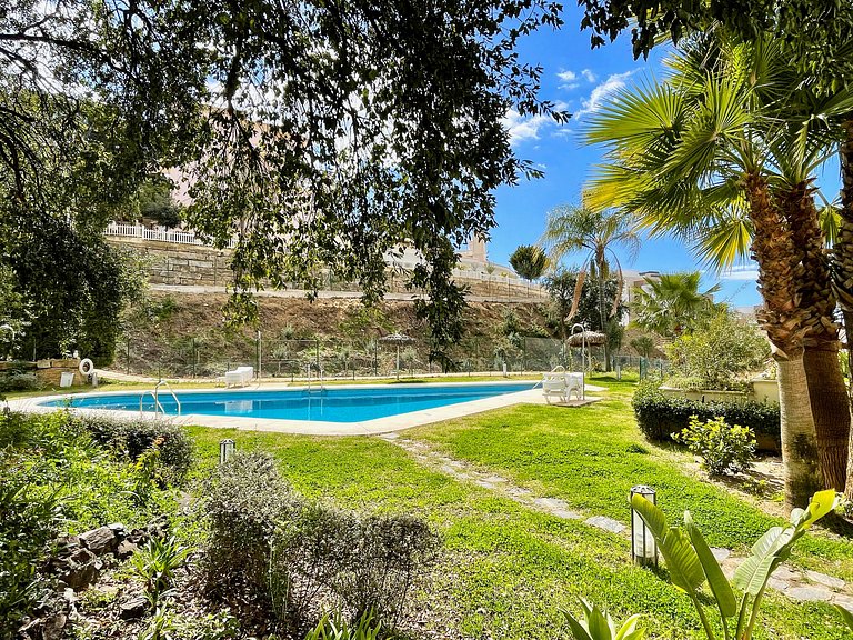 CABOPINO GOLF TOWNHOUSE IN MARBELLA AREA BY SOLRENTSPÀIN